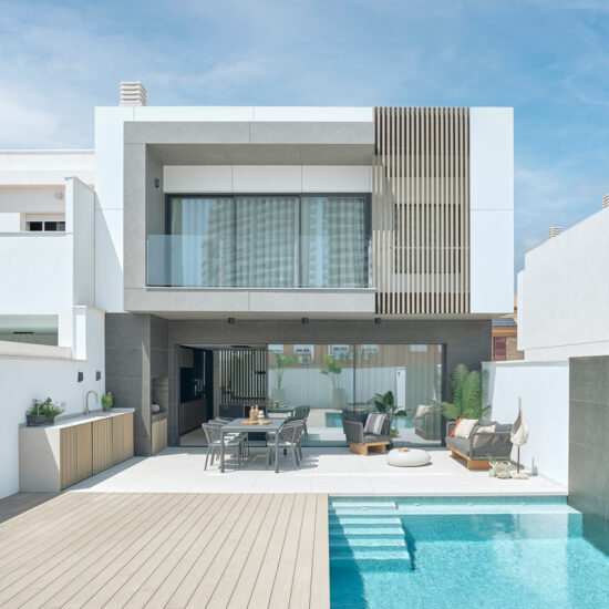 Vivienda unifamiliar en Canet de Berenguer, zona piscina